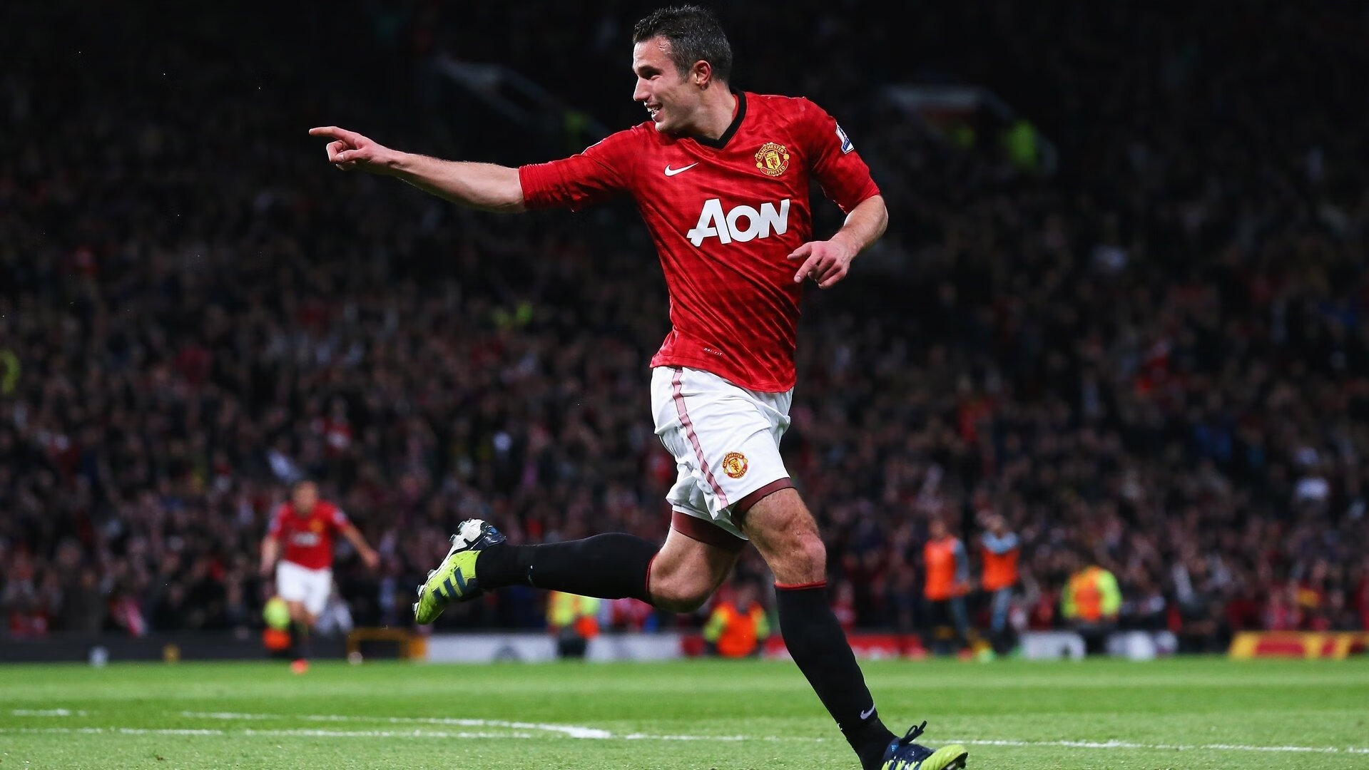 开云官方平台-帕尔默进攻端无人可挡，法国对阵尤文战术博弈下的个人英雄主义