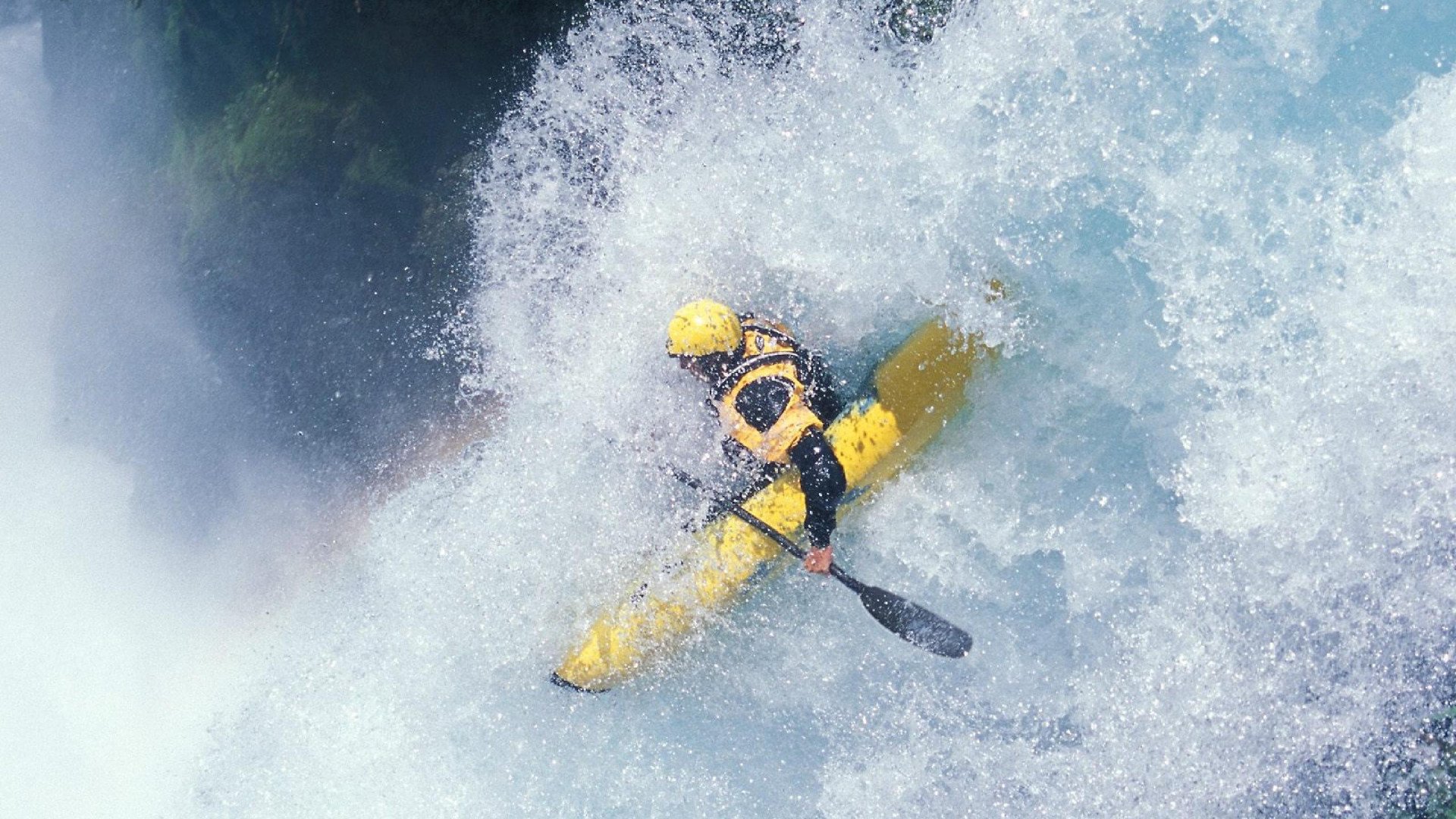 爵士险胜深圳队，恩比德扛起全队，一场跨越文化的篮球对话